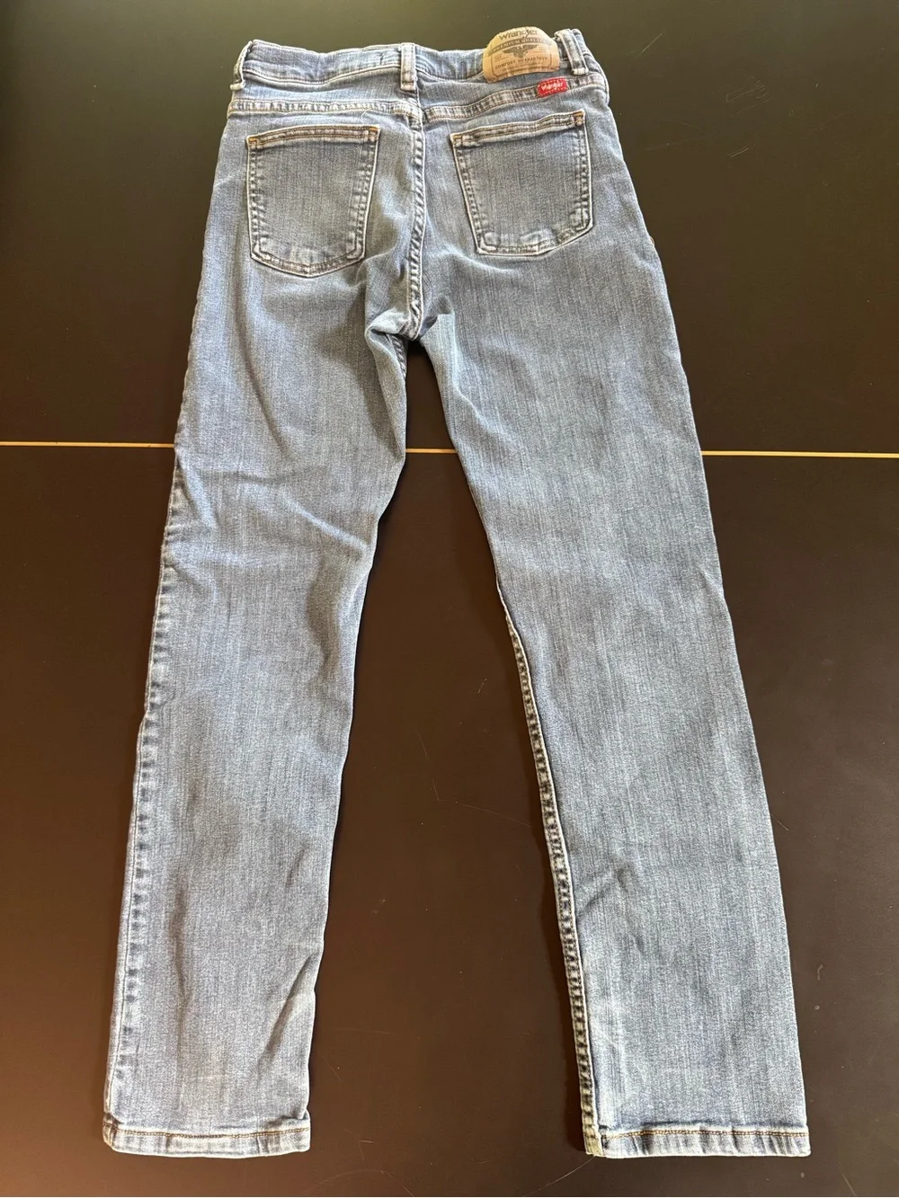 Wrangler slim feminine